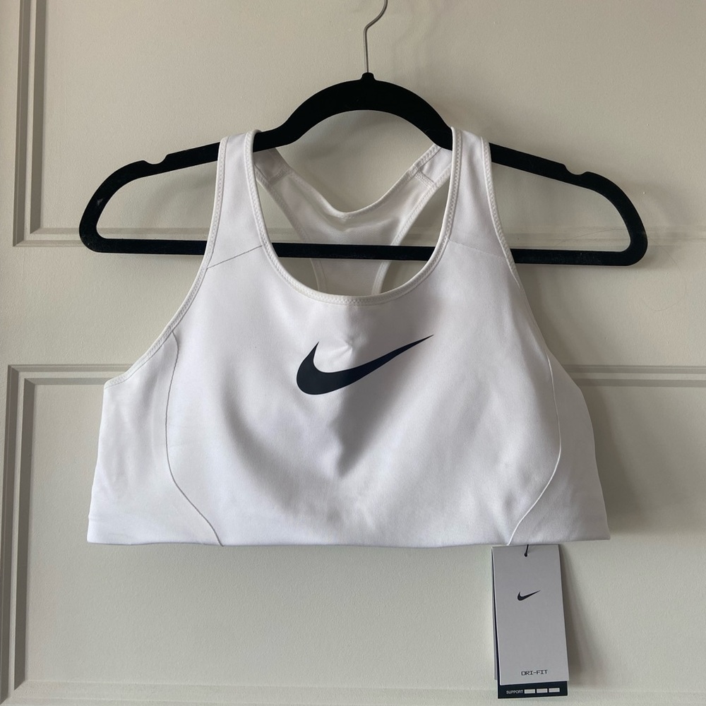nike sports bra